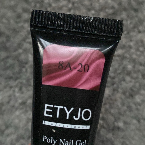 Etyjo poly UV LED nail gel - Picture 3 of 9